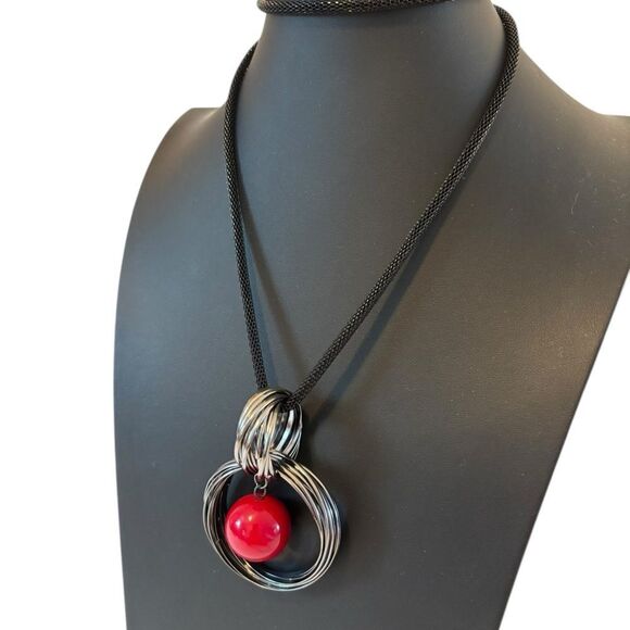 Modern & Abstract Gun Metal Pendant Necklace w/ Bold Red Center Bead. - Picture 3 of 5